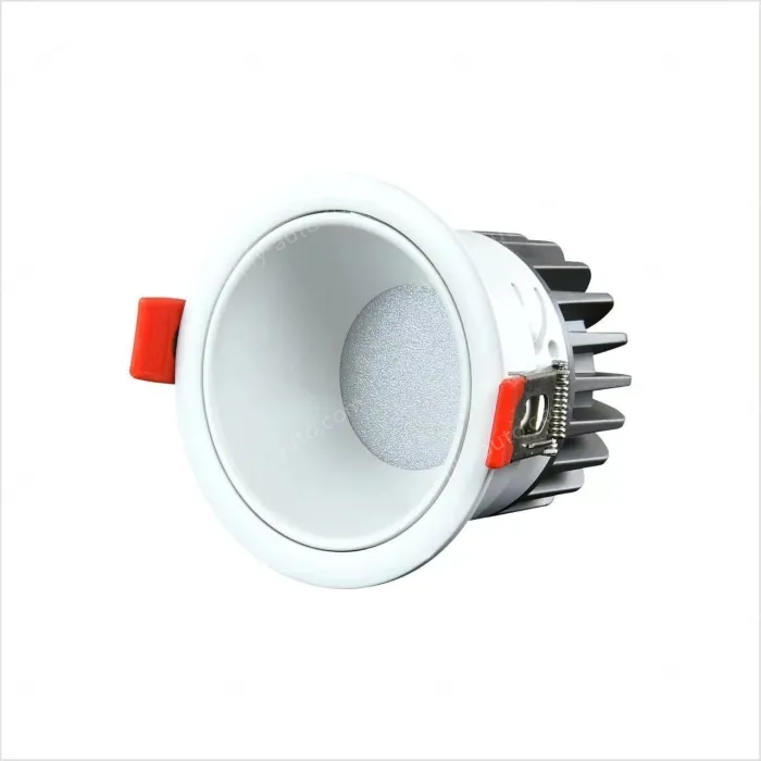 Downlight model: 7W white cup with an opening of 75mm 3000K Yingrui chip + bulkhead driver