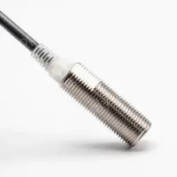 M12 Shield Inductive proximity switch E2E-X3D2-N-Z 2M